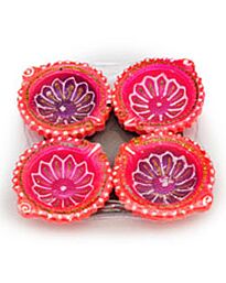 Diya decoratif rose & violet – Lampes a huile en argile peintes a la main (lot de 4)