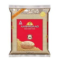 Achetez Aashirvaad Atta | Farine de blé de première qualité pour de vrais chapatis | Export Pack, 5kg en ligne – avec Ekirana pour juste 13,85 € /